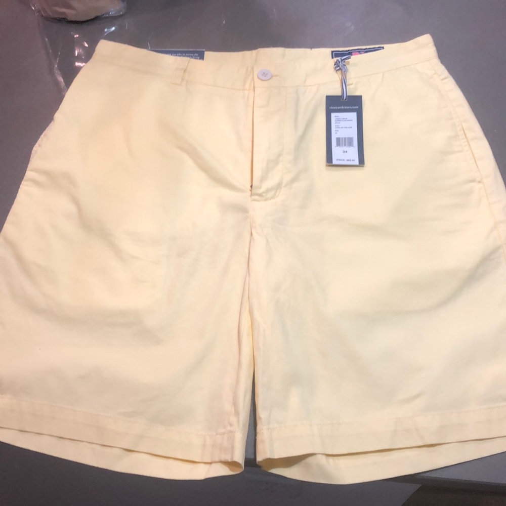 Vineyard Vines men’s shorts